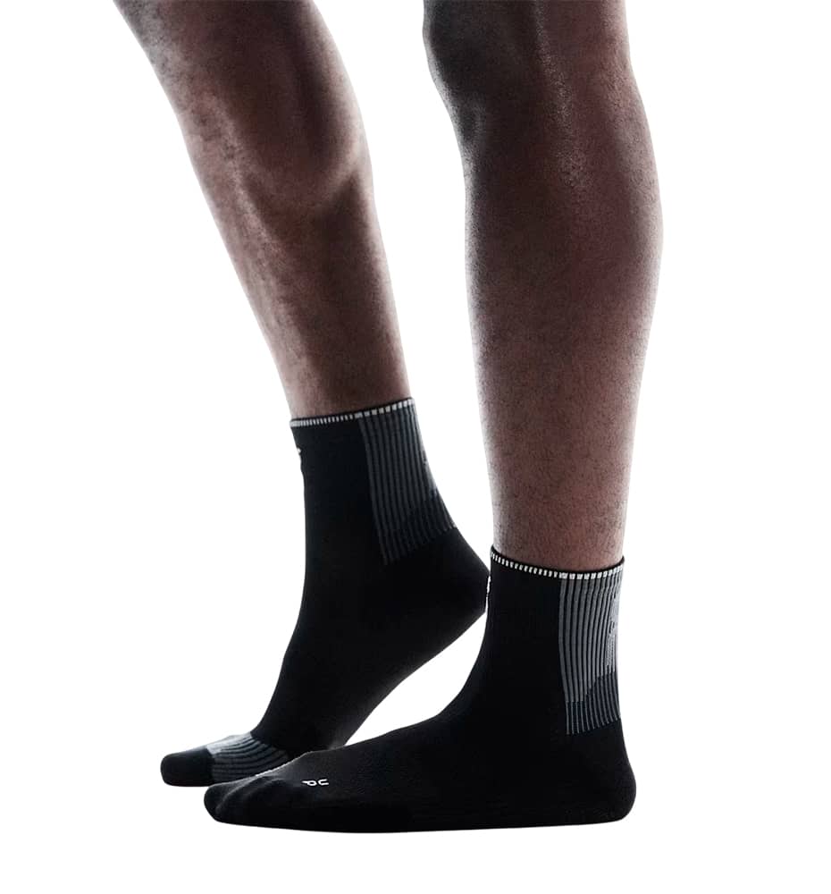 Running_Unisex_ON Performance Run Sock Mid U Socks