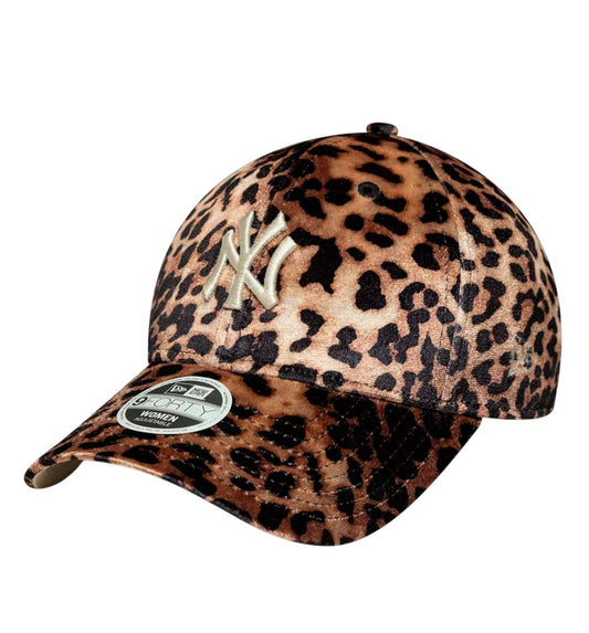 Gorra Casual_Mujer_NEW ERA Leo Velour 9FORTY NY Yankees