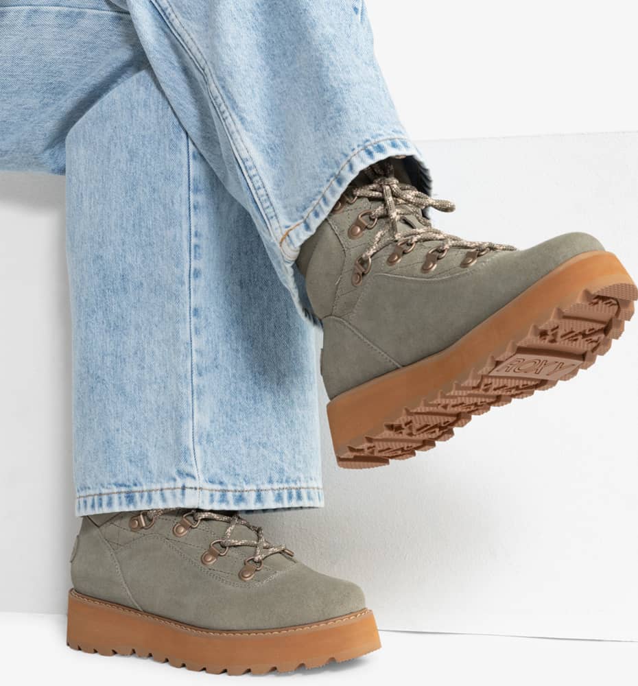 ROXY Bradie Women's Casual Sneakers