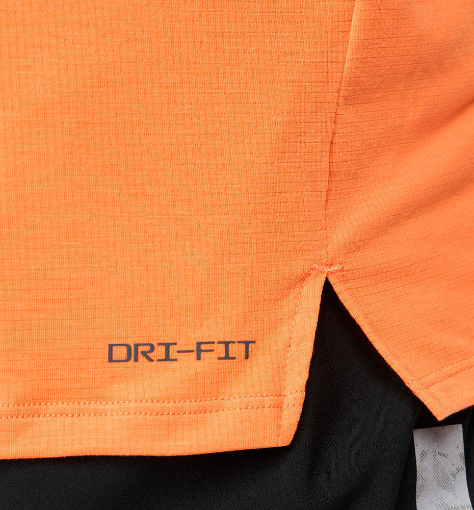 Camiseta M/c Running_Hombre_Nike Rise 365 Running Division