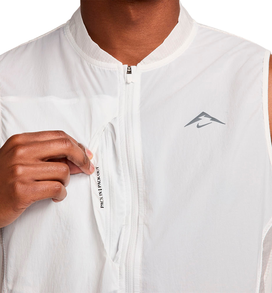 Trail Vest_Men_Nike Trail Aireez
