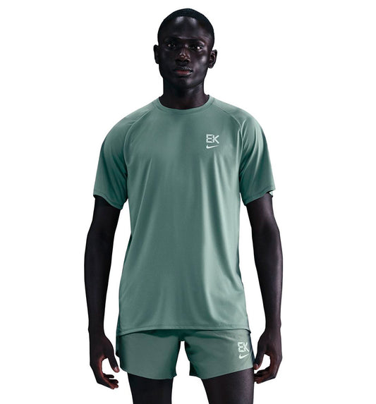Camiseta Running_Hombre_NIKE M Kipchoge Stride Top