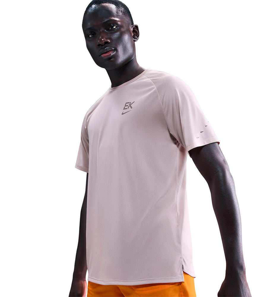 Camiseta Running_Hombre_NIKE Stride Eliud Kipchoge