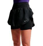 Short Running Nike Tempo flow