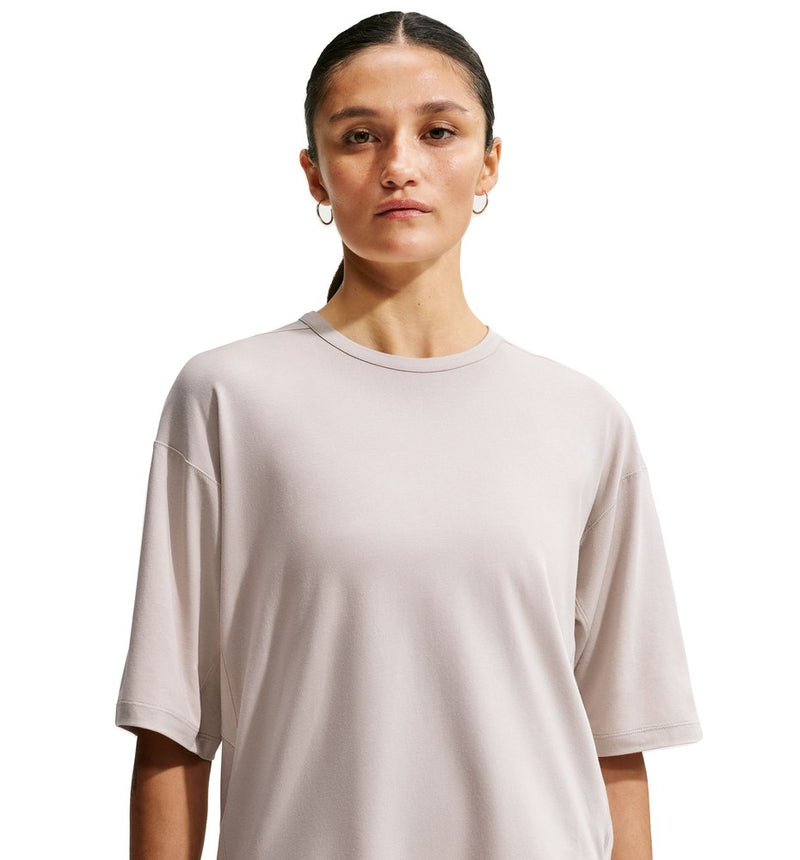 Camiseta Casual_Mujer_Nike 24.7