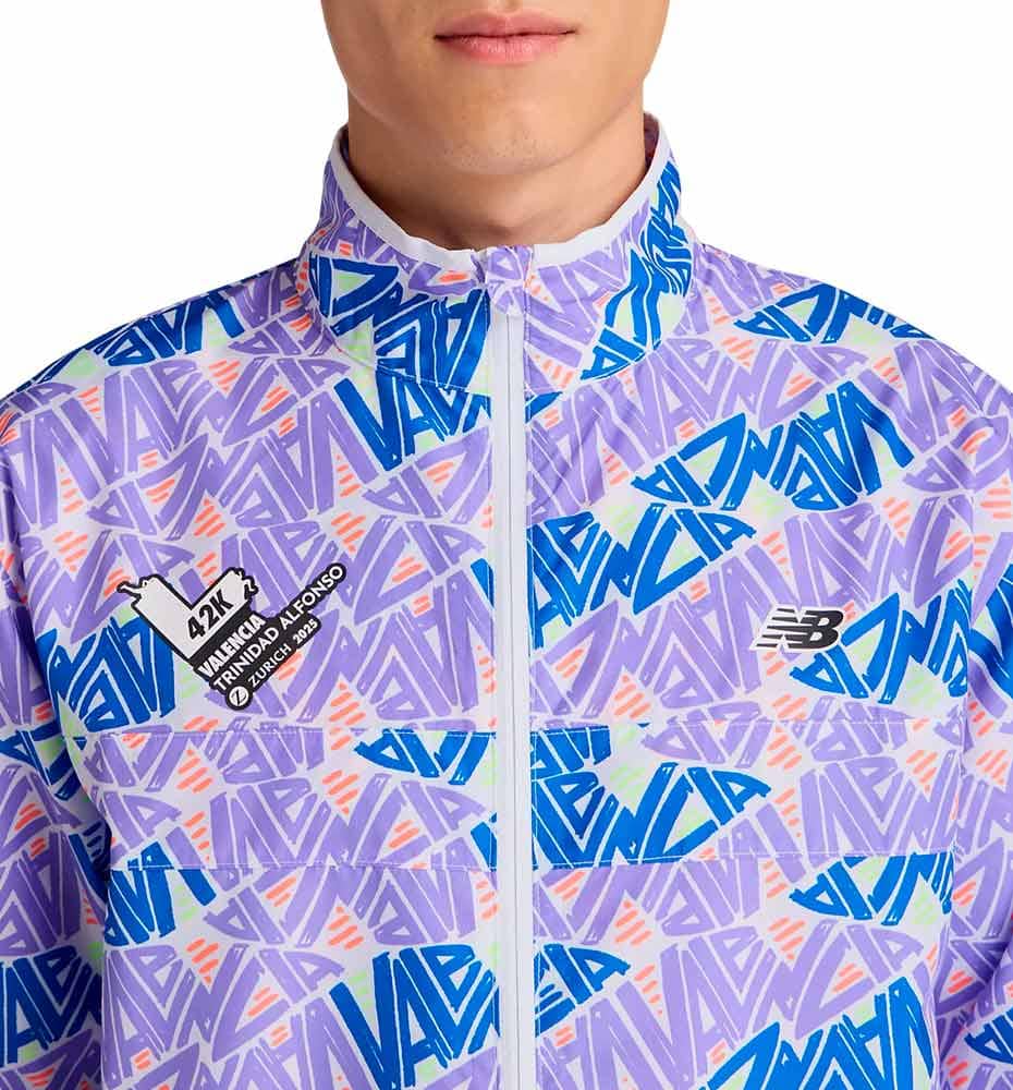 Chaqueta Running_Hombre_NEW BALANCE Valencia Marathon Printed Sport Essentials