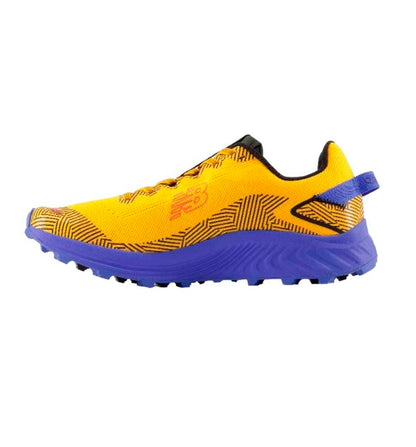 Zapatillas Trail_Hombre_NEW BALANCE FuelCell Summit Unknow V4