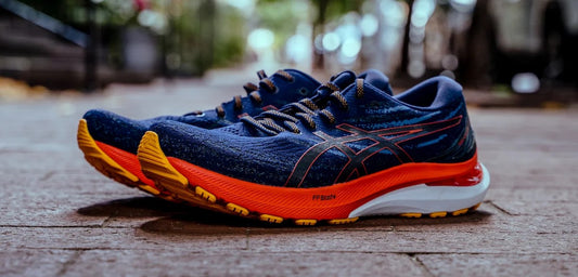Asics Kayano 29: la Máxima Amortiguación para Corredores
