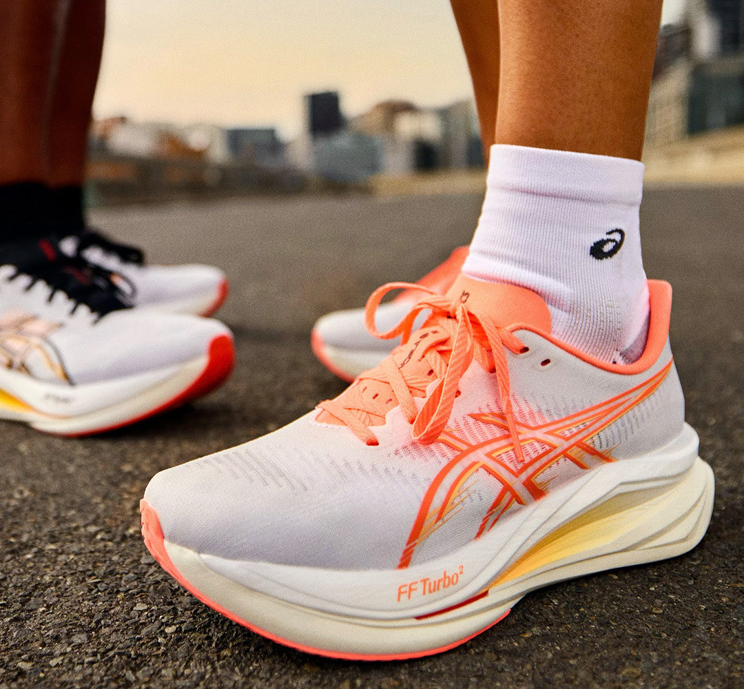 ASICS Sonicblast 2: más ligeras, más rápidas y con una nueva ASTROPLATE