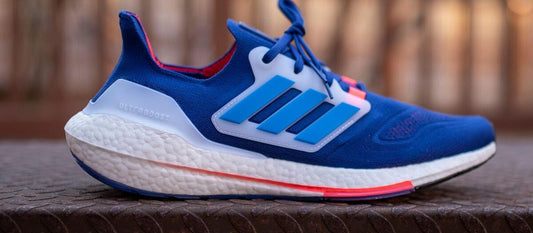 Las zapatillas running: ADIDAS ULTRA BOOST 22