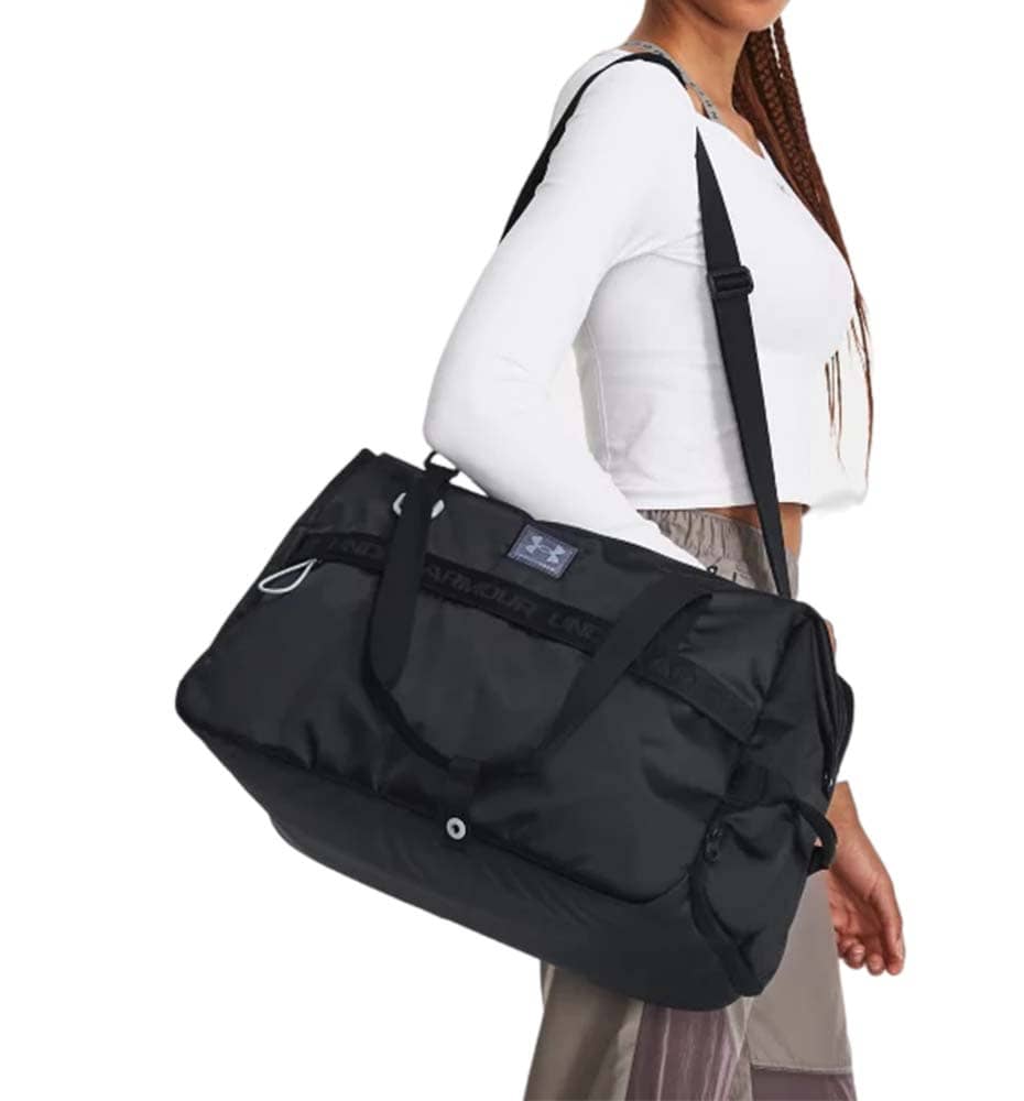 Gym Bag Fitness_Woman_UNDER ARMOR Essentials Duffle