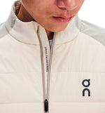 Chaqueta Running On Weather Hybrid Jacket 1