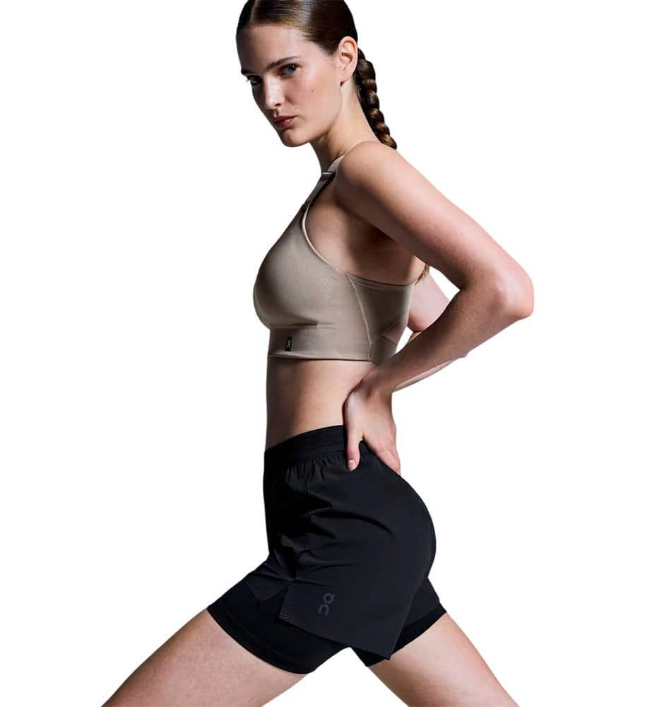 Short Running_Woman_ON 3" Performance 2/1 W