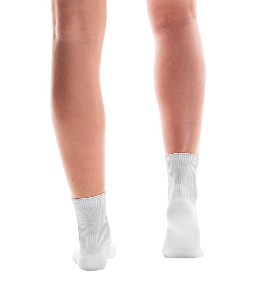 Running_Unisex_ON Performance Run Sock Mid U Socks