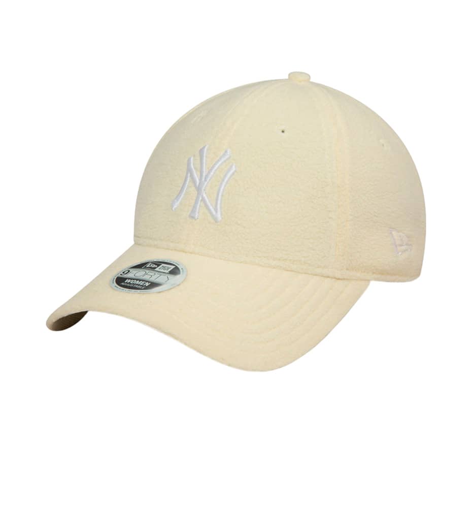 Gorra Casual_Mujer_NEW ERA Wmns Cosy 9forty Neyyan