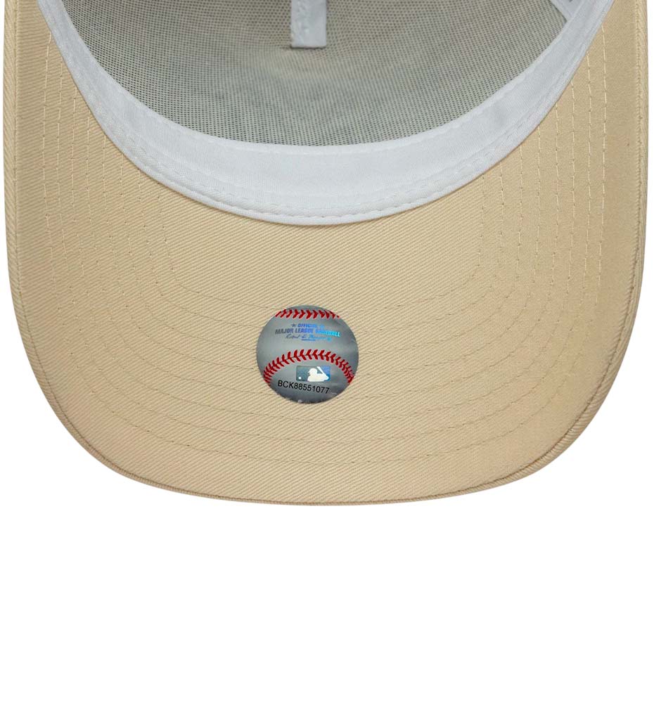 Gorra Casual New Era Outline Ef Trucker NY YANKEES