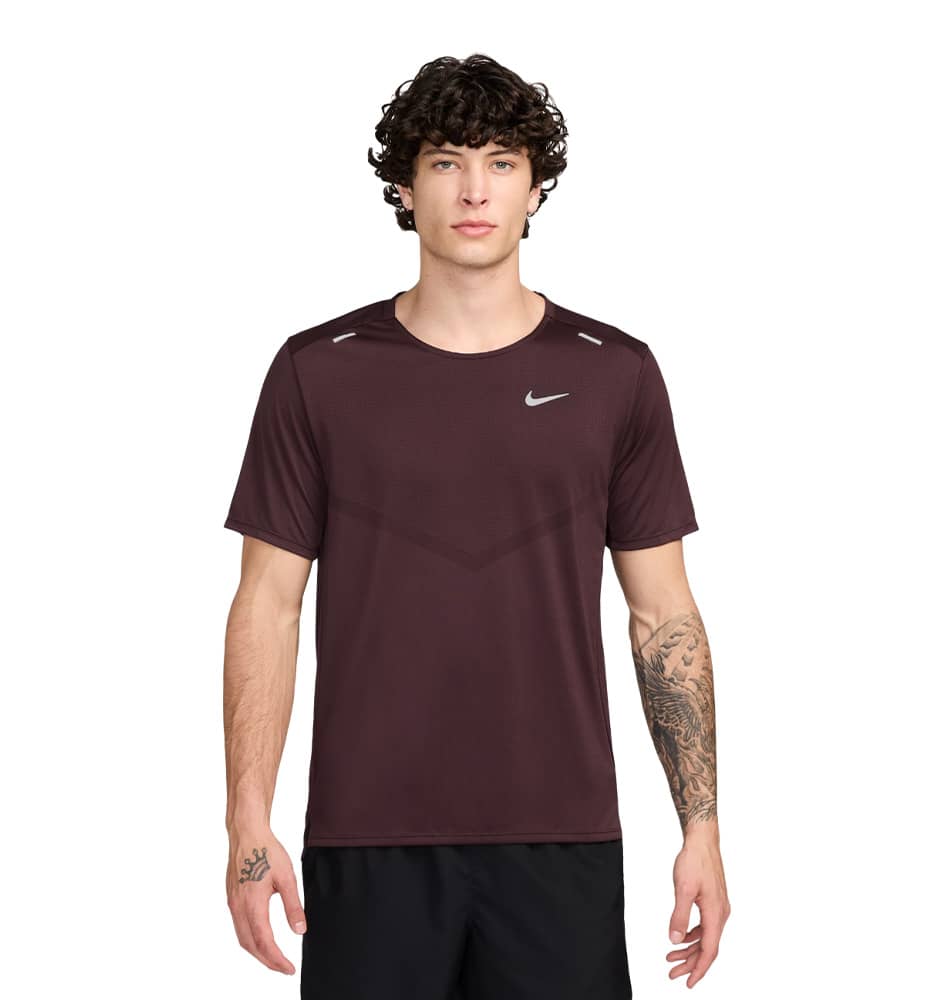 Camiseta M/c Running_Hombre_Nike Dri-fit Rise 365