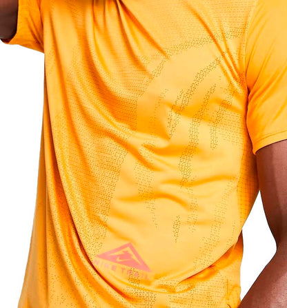 Camiseta M/c Trail_Hombre_Nike Dri-fit Rise 365
