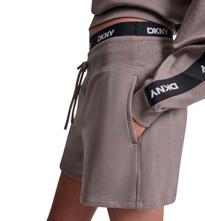 DKNY Classic Logo Casual Shorts in Elastic