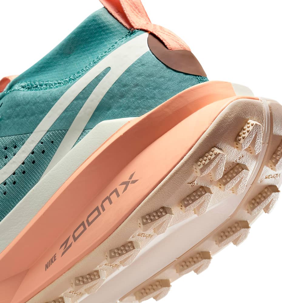 Trail_Women_NIKE Zegama Trail 2 W Sneakers