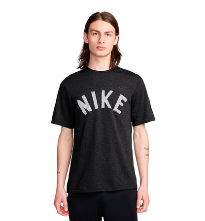 Camiseta M/c Fitness_Hombre_Nike Primary Swoosh