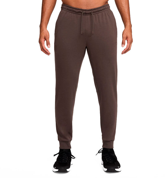 Pantalón Casual_Hombre_Nike Primary Fleece