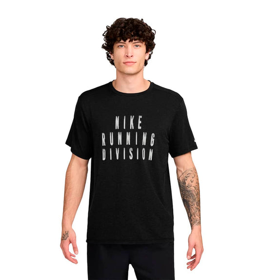 Camiseta M/c Running_Hombre_Nike Rise 365 Running Division