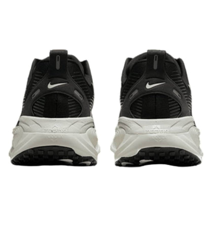 Zapatillas Running_Hombre_NIKE Vomero 18 M