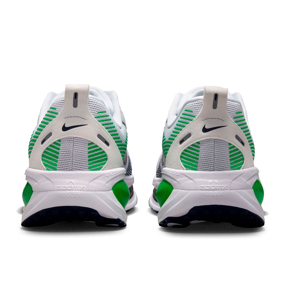 Nike Vomero 18 Running Shoes