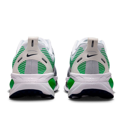 Nike Vomero 18 Running Shoes