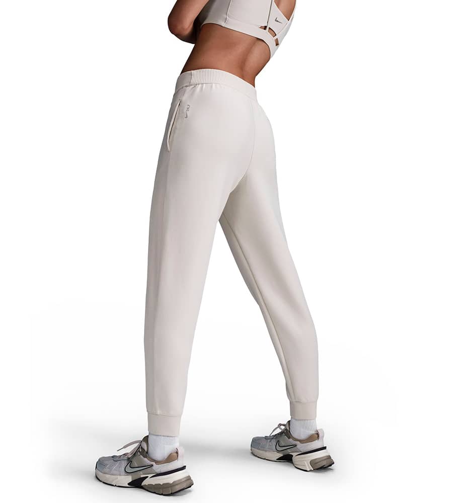 Pantalón Casual_Mujer_Nike 24.7 Impossiblysoft