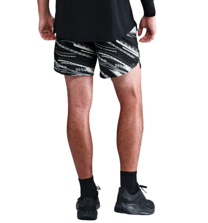 Short Running_Hombre_NIKE Stride 7in