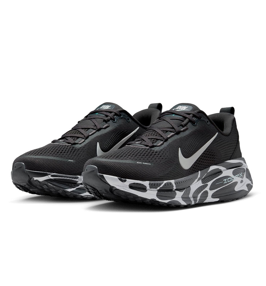 Running Shoes_Men_NIKE Vomero 18 M