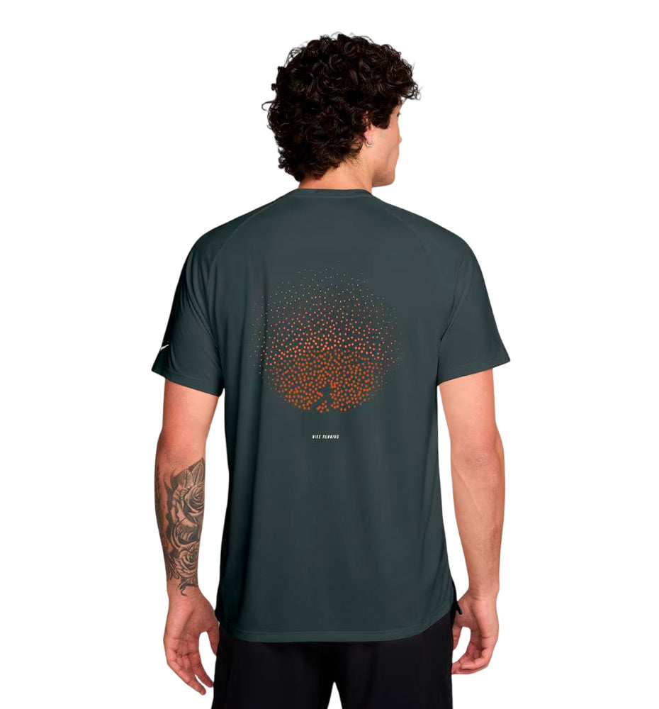 Nike Stride Running T-Shirt