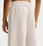 Pantalón Casual Nike 24.7 Impossiblysoft