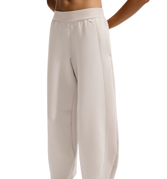 Pantalón Casual Nike 24.7 Impossiblysoft