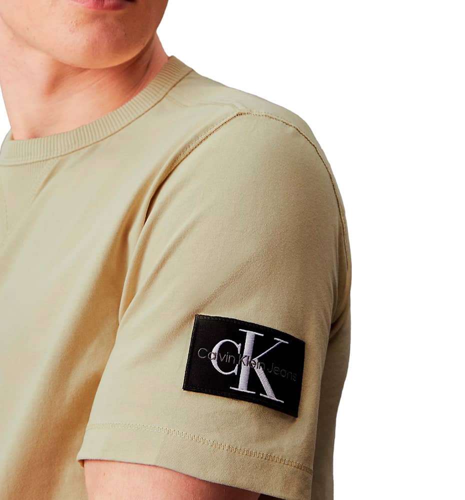 Camiseta M/c Casual_Hombre_CALVIN KLEIN Badge Regular Tee