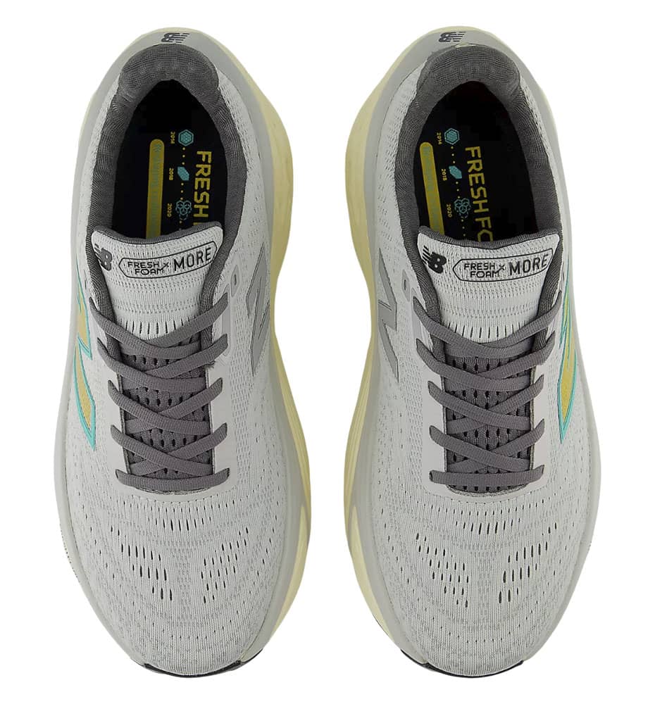 Running Shoes_Men_NEW BALANCE More V5 M