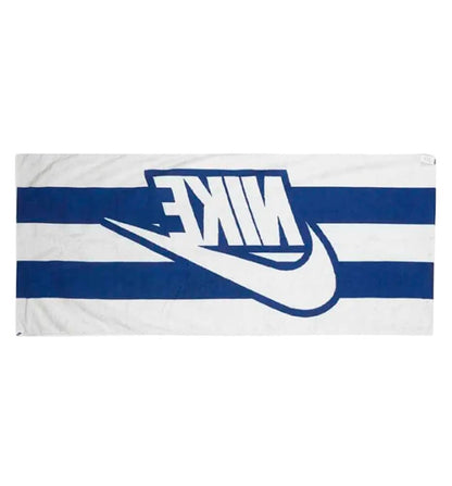 Toalla Casual_Unisex_Nike Club Pool Towel